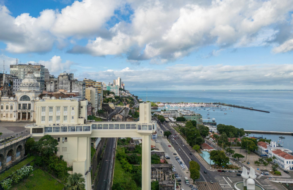 A Secretaria Municipal da Educação de Salvador (SMED) teve autorizado um novo concurso com 130 vagas, voltado principalmente para a área educacional.