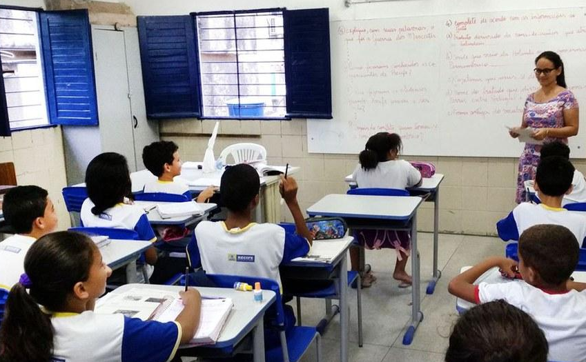 O Governo de Mato Grosso do Sul autorizou um novo concurso público com 2.000 vagas para professores da rede estadual de ensino.
